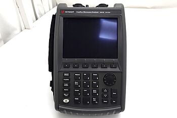 Keysight N9918B FieldFox Handheld Microwave Analyzer / 30 kHz to 26.5 GHz