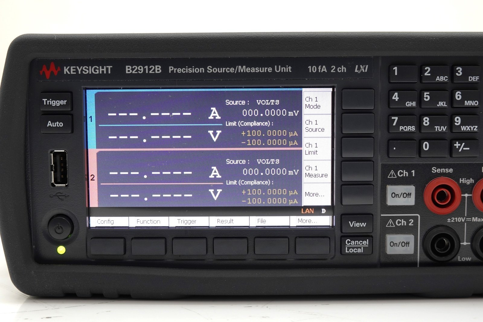 Keysight B2912B Precision Source/Measure Unit / 2 Channel / 10fA resolution / 210V / 3A DC/10.5A Pulse