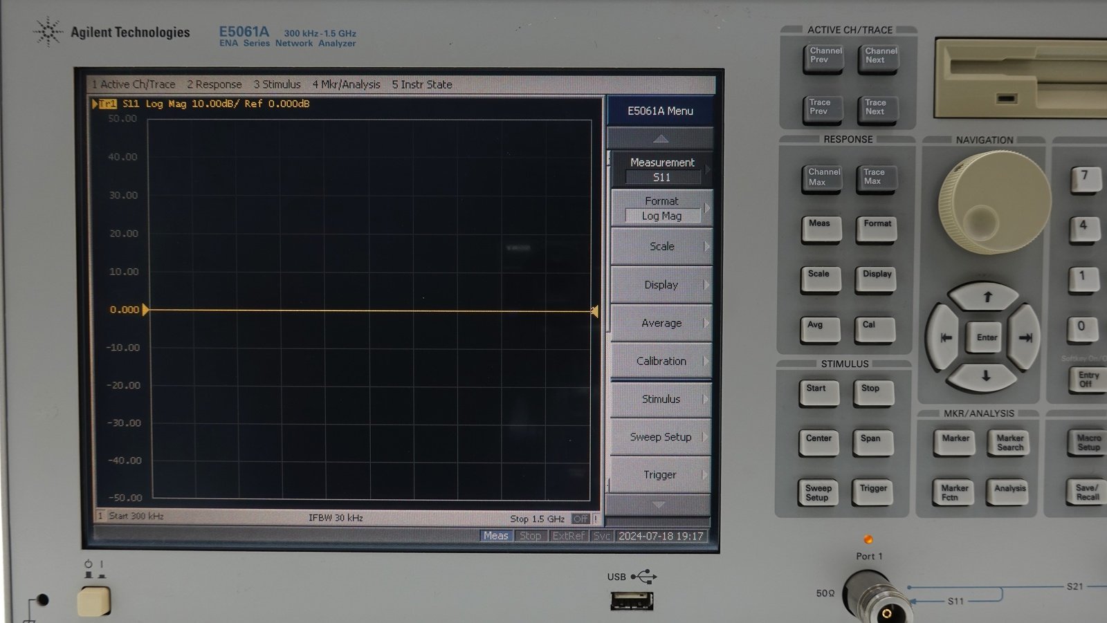 Keysight E5061A ENA-L RF Network Analyzer / 300 kHz to 1.5 GHz