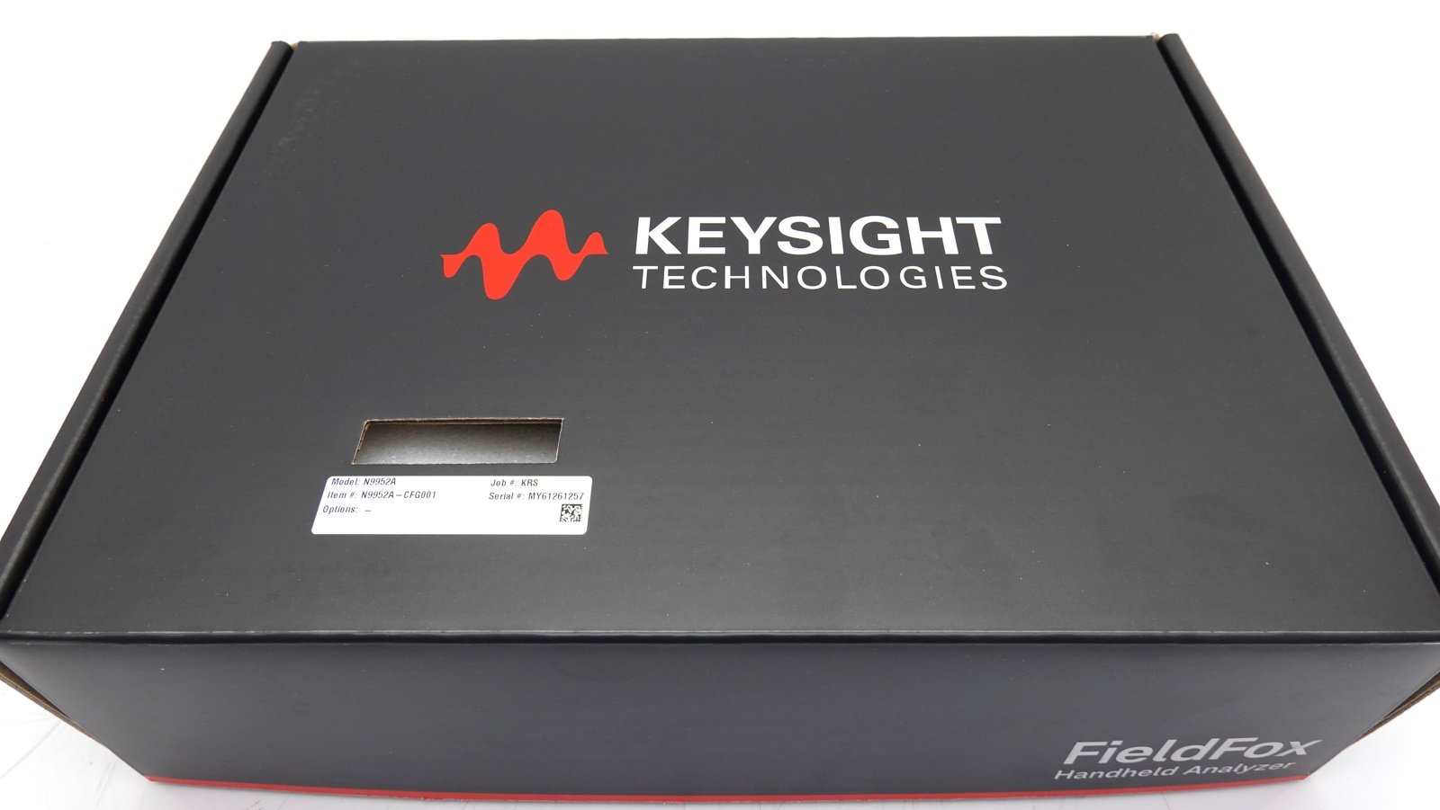 Keysight N9952A FieldFox Handheld Microwave Analyzer / 300 kHz to 50 GHz