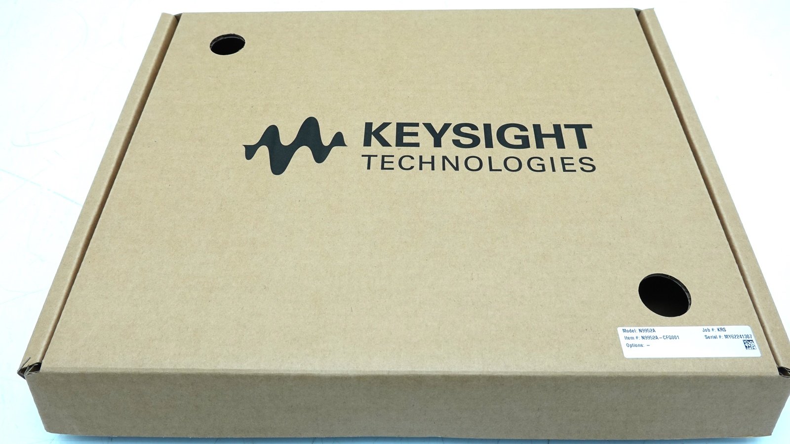 Keysight N9952A FieldFox Handheld Microwave Analyzer / 300 kHz to 50 GHz